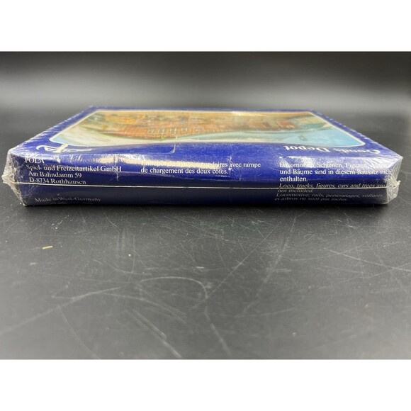 Pola Goods Depot HO Scale Building Kit - Picture 7 of 7